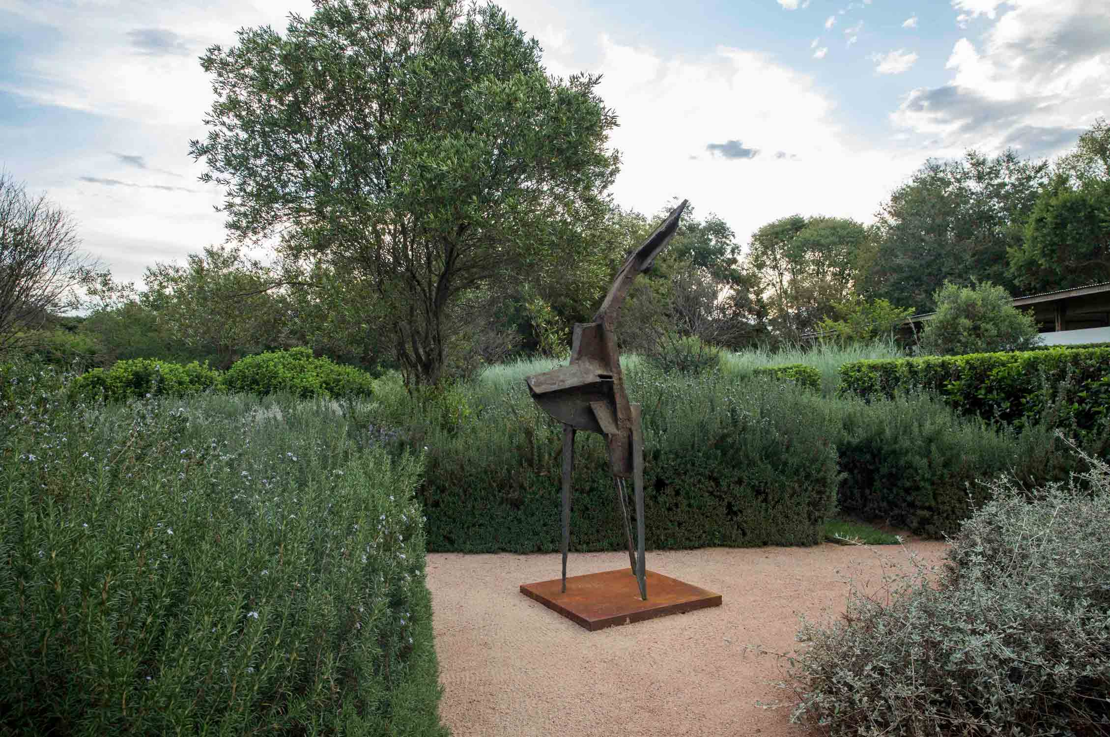 Garden Gallery South Africa, Gardening, Garten, Pflanzen, Plants, Outdoor, Draußen, grün, green, grüner Daumen, green Thumb, Art works, Kunst, Kunstwerke, Skulpuren, Sculptures, Kunstpark, art park, Galerie